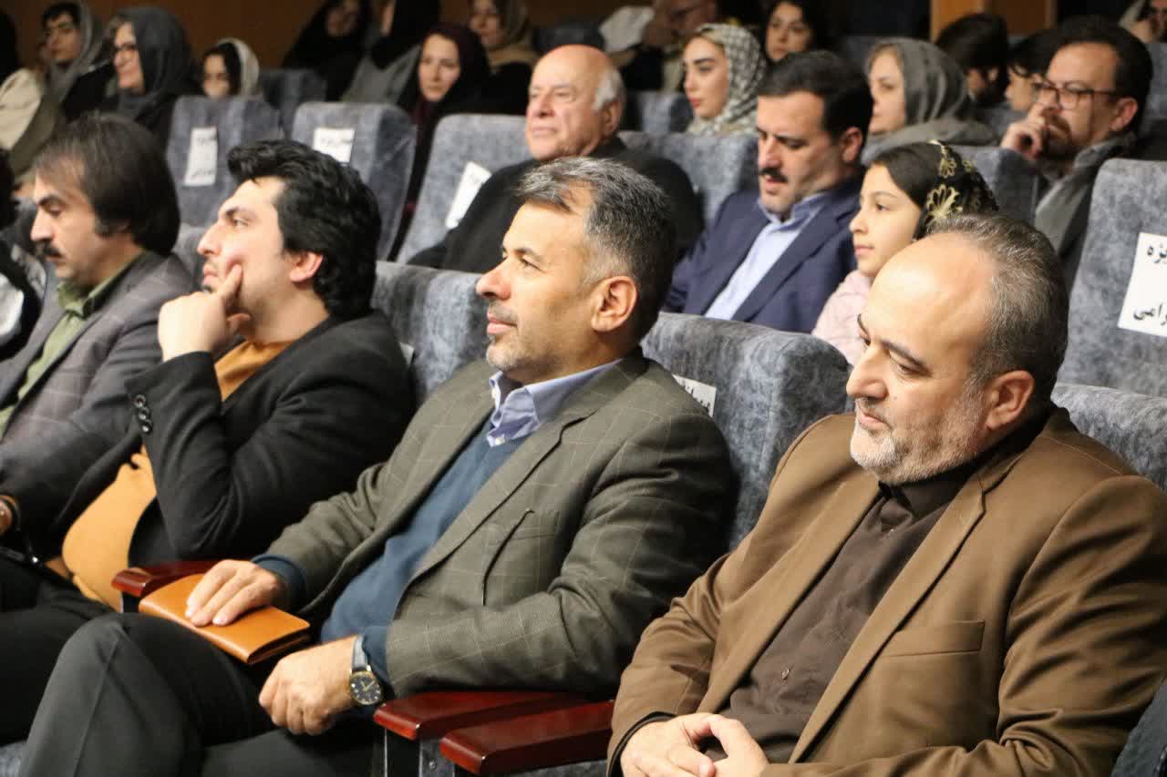 نخسین اجرای تجربی هنرجویان رشته موسیقی هنرستان هنرهای زیبای قزوین